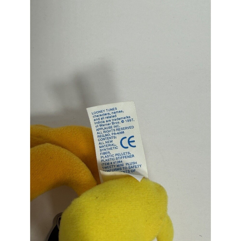 Vintage 1997 Looney Tunes Tweety Bird Bean Bag Mini Plush Warner Brothers MINT - Picture 6 of 6